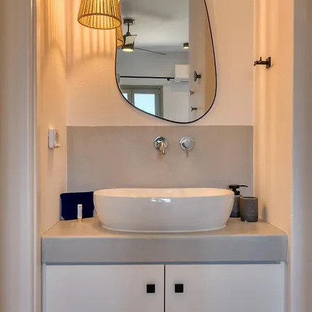 Anat Paros Isterni (Paros)