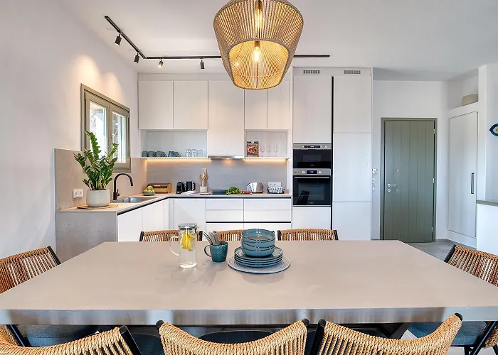 Anat Paros * Isterni (Paros)